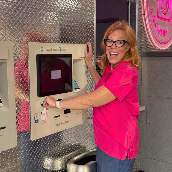 Pblc Team Demonstrating The Laundry Card Kiosk 001 600X600