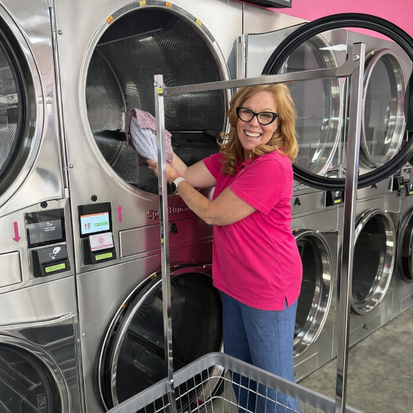 Pblc Team Doing Laundry 002 600X600